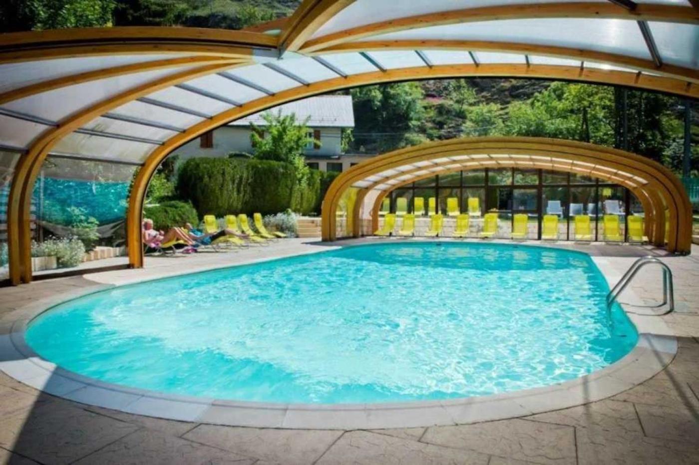 Camping 5 Etoiles - Piscine - Eeceff Le Bourg-d'Oisans Exterior photo