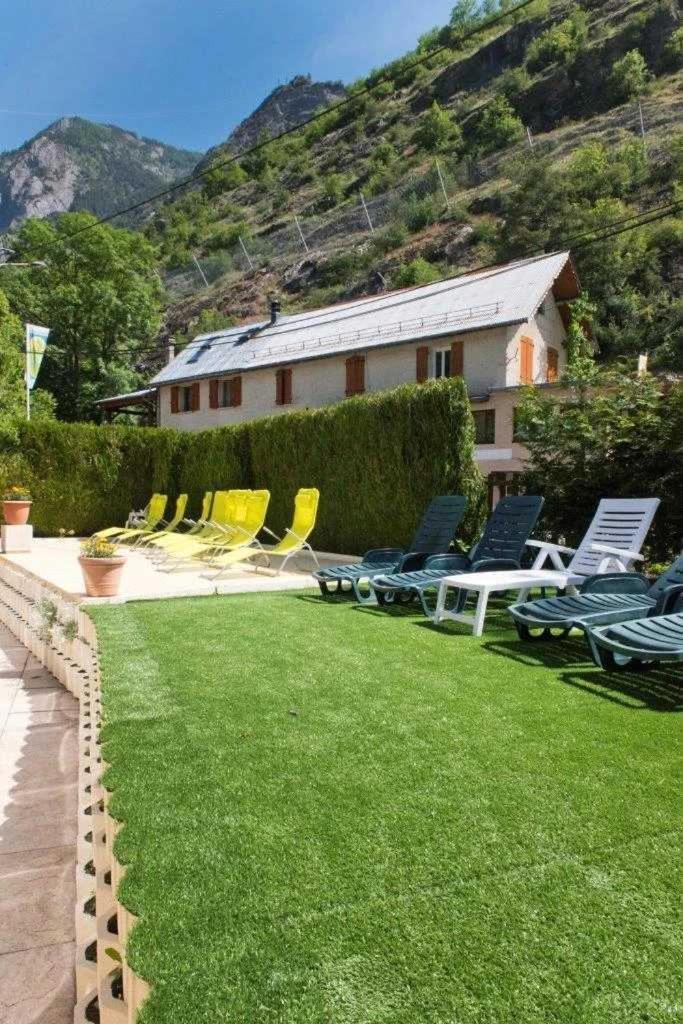 Camping 5 Etoiles - Piscine - Eeceff Le Bourg-d'Oisans Exterior photo