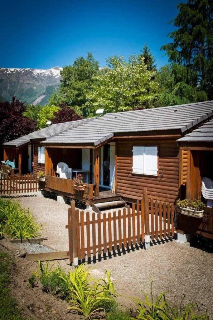 Camping 5 Etoiles - Piscine - Eeceff Le Bourg-d'Oisans Exterior photo